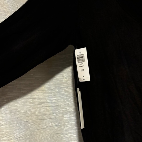 Brand New Babaton Shirt - Picture 4 of 6